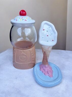 Target Bullseye Ice Cream Gumball Jar and Ice cream Trinket Dish Set